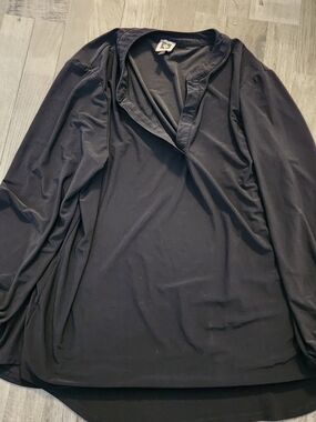 Anne Klein Black Long Sleeve V-Neck Top